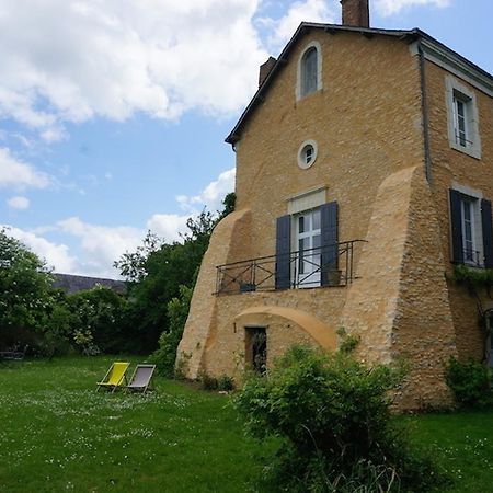 Bed and Breakfast Le Prieuré Lézigné Exterior foto